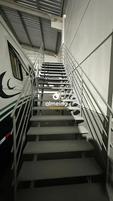 Armazém / Galpão com 1 quarto para alugar, 250m2 em Urlândia, Santa Maria - RS - imagem 6 Foto 6 de Armazém / Galpão com 1 quarto para alugar, 250m2 em Urlândia, Santa Maria - RS