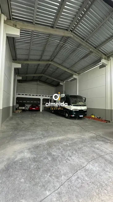 Armazém / Galpão com 1 quarto para alugar, 250m2 em Urlândia, Santa Maria - RS - imagem 4 Foto 4 de Armazém / Galpão com 1 quarto para alugar, 250m2 em Urlândia, Santa Maria - RS