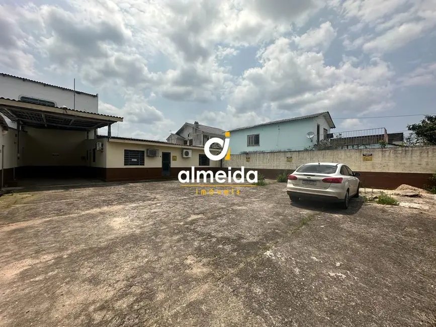 Foto 9 de Sala Comercial com 3 quartos para alugar, 112m2 em Nossa Senhora Medianeira, Santa Maria - RS