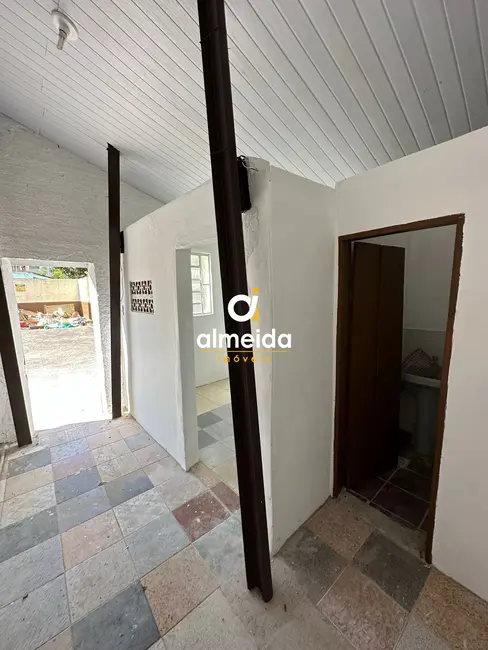 Foto 5 de Sala Comercial com 3 quartos para alugar, 112m2 em Nossa Senhora Medianeira, Santa Maria - RS