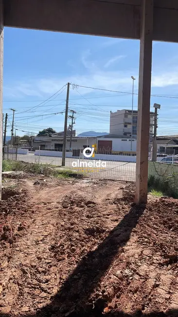 Armazém / Galpão com 1 quarto para alugar, 350m2 em Pinheiro Machado, Santa Maria - RS - imagem 2 Foto 2 de Armazém / Galpão com 1 quarto para alugar, 350m2 em Pinheiro Machado, Santa Maria - RS