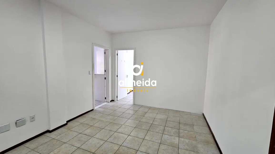Sala Comercial com 2 quartos para alugar, 70m2 em Nossa Senhora das Dores, Santa Maria - RS - imagem 8 Foto 8 de Sala Comercial com 2 quartos para alugar, 70m2 em Nossa Senhora das Dores, Santa Maria - RS