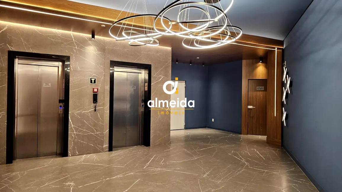 Foto 7 de Apartamento com 3 quartos à venda, 193m2 em Nossa Senhora Medianeira, Santa Maria - RS