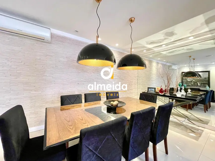 Apartamento com 3 quartos à venda, 140m2 em Nossa Senhora de Lourdes, Santa Maria - RS - imagem 5 Foto 5 de Apartamento com 3 quartos à venda, 140m2 em Nossa Senhora de Lourdes, Santa Maria - RS