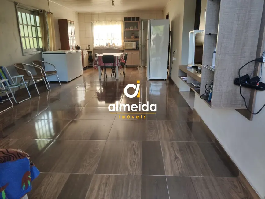 Foto 3 de Chácara com 3 quartos à venda, 15000m2 em Santa Maria - RS