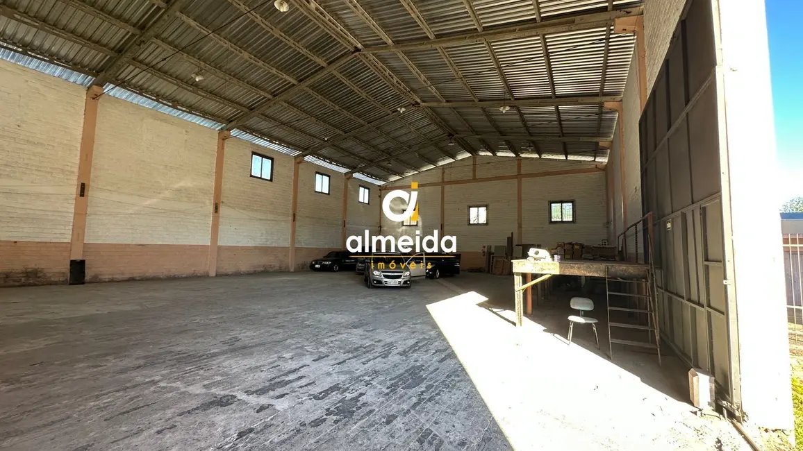 Foto 4 de Armazém / Galpão para alugar, 750m2 em Duque de Caxias, Santa Maria - RS