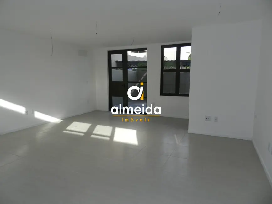 Foto 4 de Sala Comercial com 1 quarto à venda, 55m2 em Nossa Senhora de Lourdes, Santa Maria - RS