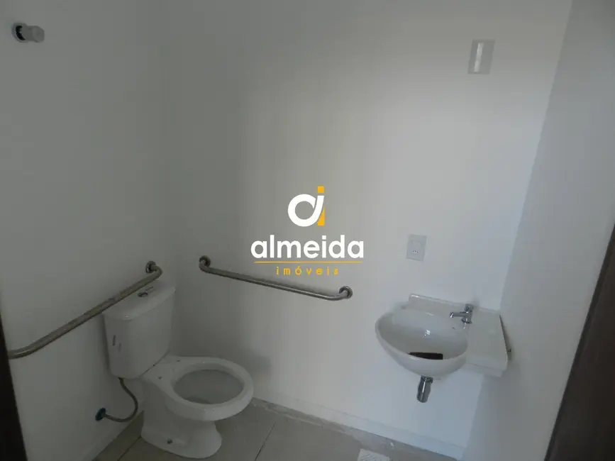 Sala Comercial à venda, 67m2 em Nossa Senhora de Lourdes, Santa Maria - RS - imagem 7 Foto 7 de Sala Comercial à venda, 67m2 em Nossa Senhora de Lourdes, Santa Maria - RS