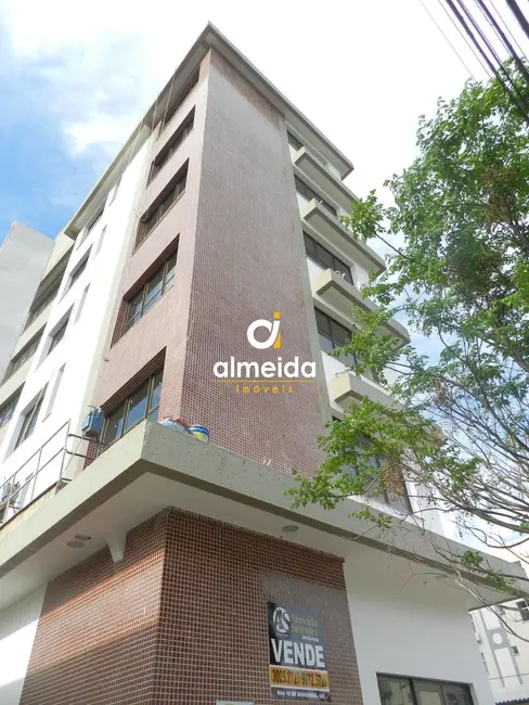 Sala Comercial com 1 quarto à venda, 68m2 em Nossa Senhora de Lourdes, Santa Maria - RS - imagem 4 Foto 4 de Sala Comercial com 1 quarto à venda, 68m2 em Nossa Senhora de Lourdes, Santa Maria - RS