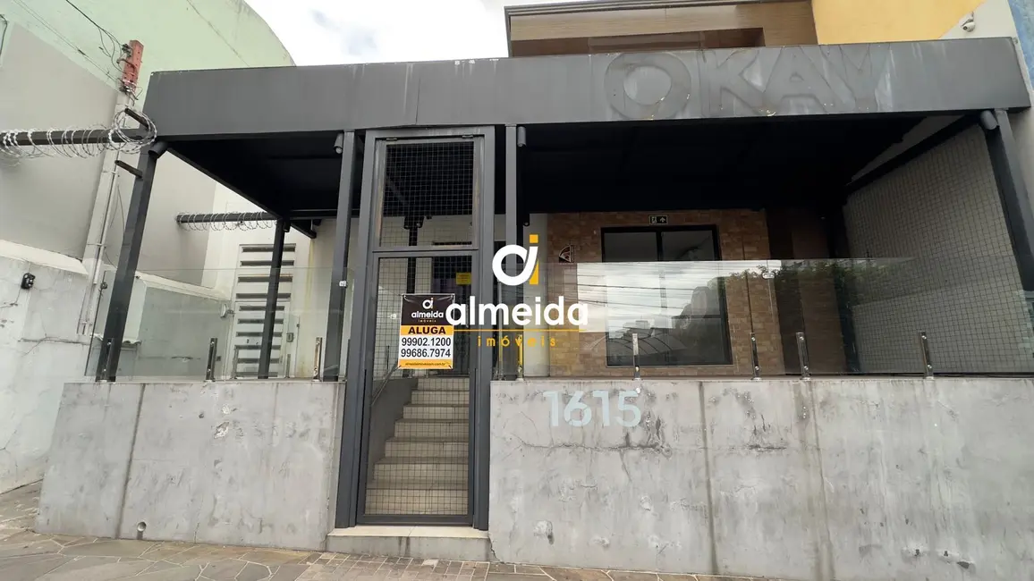 Foto 1 de Sala Comercial com 3 quartos para alugar, 296m2 em Centro, Santa Maria - RS