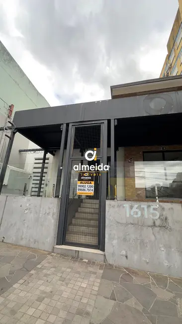 Foto 2 de Sala Comercial com 3 quartos para alugar, 296m2 em Centro, Santa Maria - RS