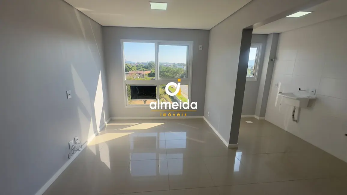 Foto 3 de Apartamento com 1 quarto para alugar, 45m2 em Camobi, Santa Maria - RS