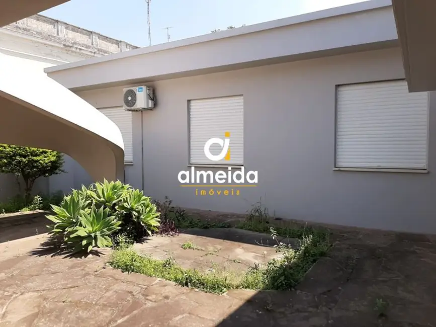 Foto 2 de Casa com 4 quartos à venda, 250m2 em Rosario Do Sul - RS