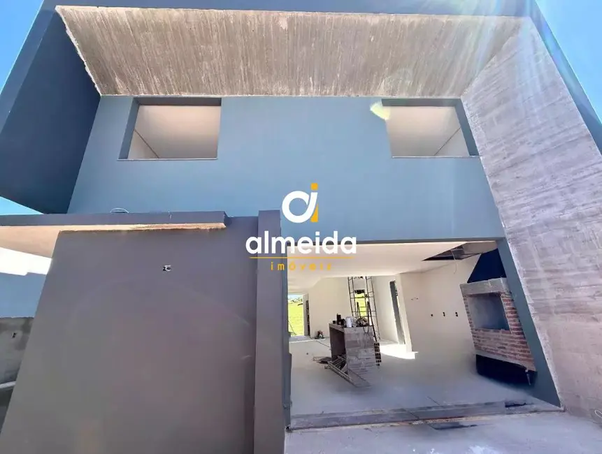 Casa com 3 quartos à venda, 290m2 em Tomazetti, Santa Maria - RS - imagem 5 Foto 5 de Casa com 3 quartos à venda, 290m2 em Tomazetti, Santa Maria - RS