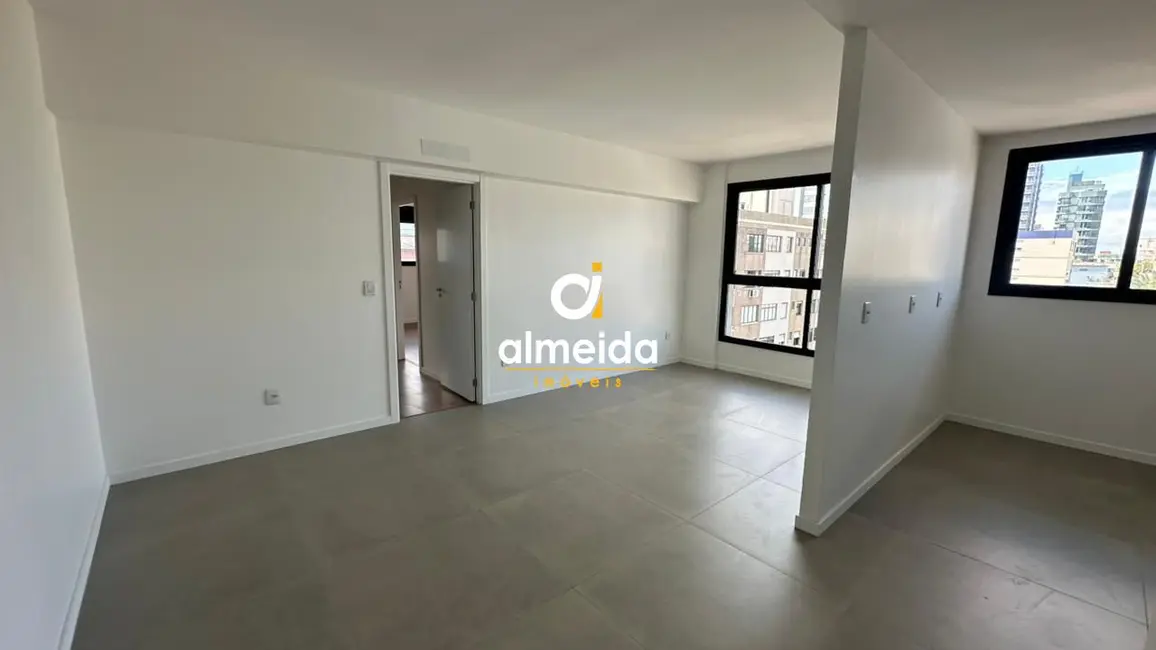 Foto 6 de Apartamento com 2 quartos à venda, 77m2 em Centro, Santa Maria - RS