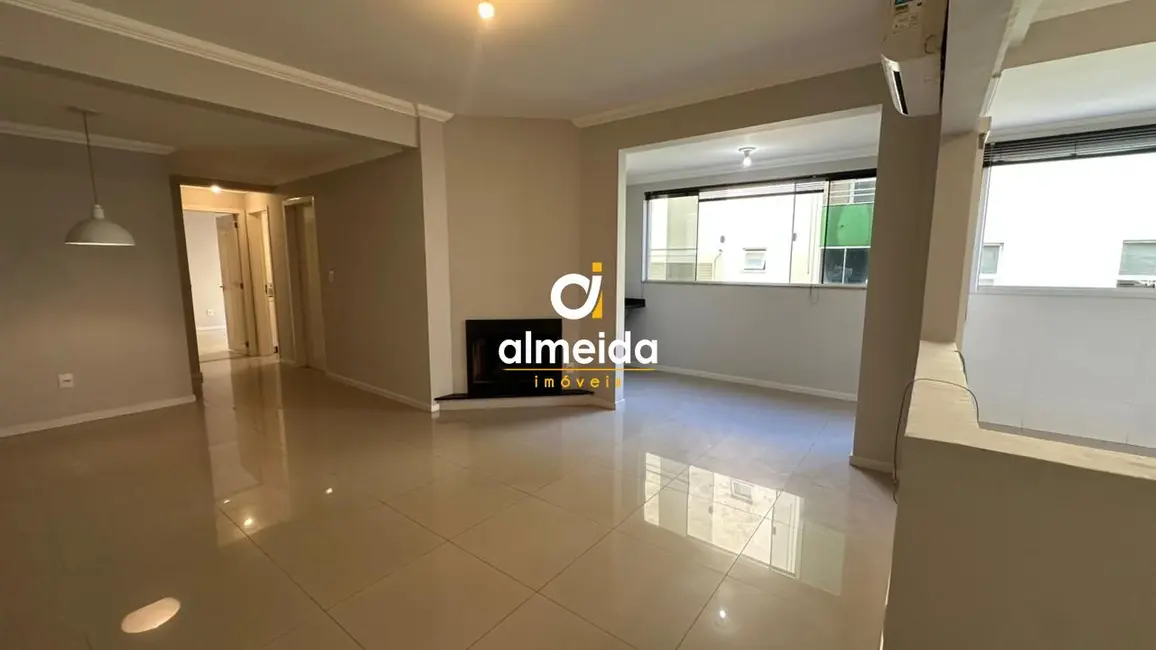 Foto 4 de Apartamento com 2 quartos à venda, 89m2 em Centro, Santa Maria - RS