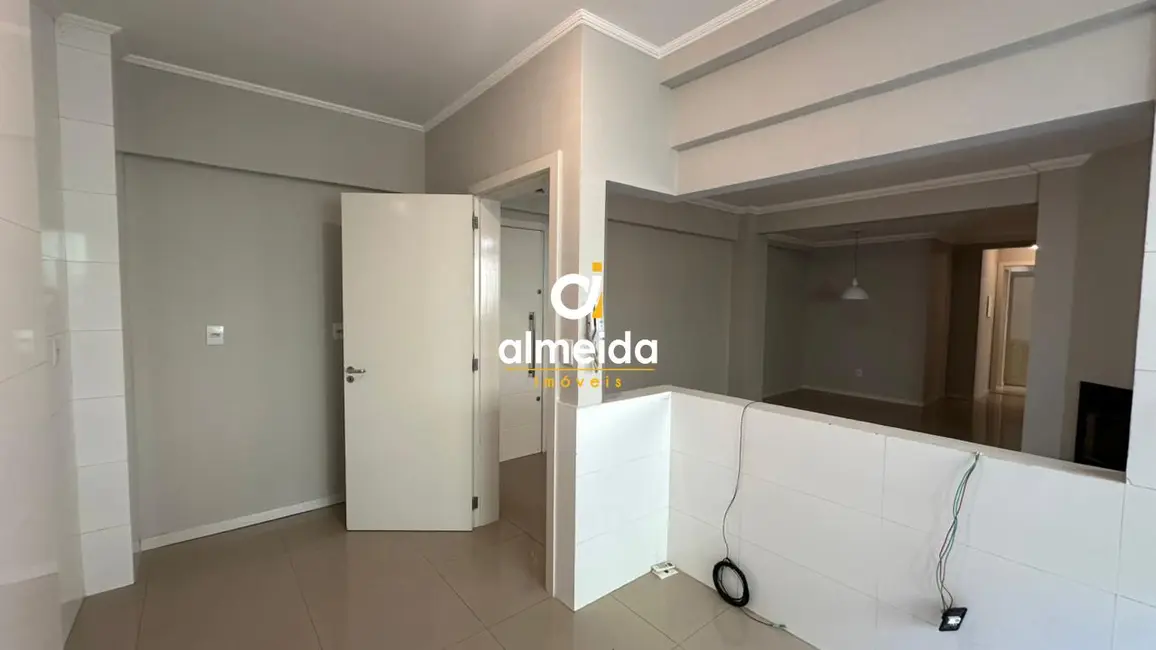 Foto 8 de Apartamento com 2 quartos à venda, 89m2 em Centro, Santa Maria - RS