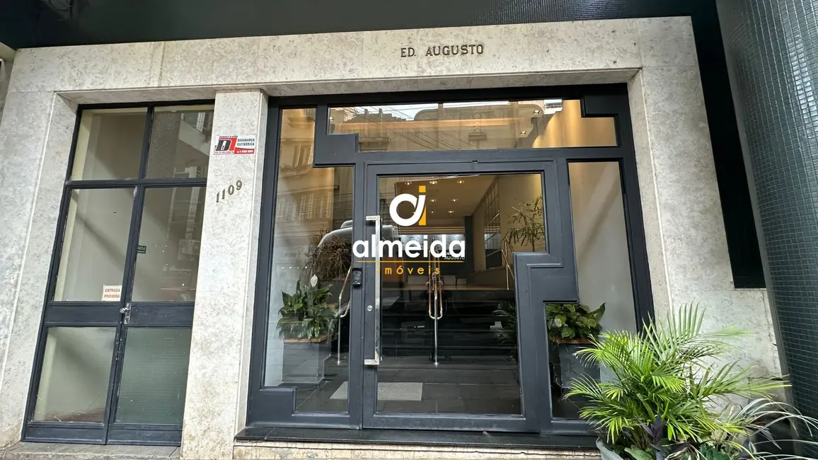 Foto 3 de Apartamento com 3 quartos à venda, 97m2 em Centro, Santa Maria - RS