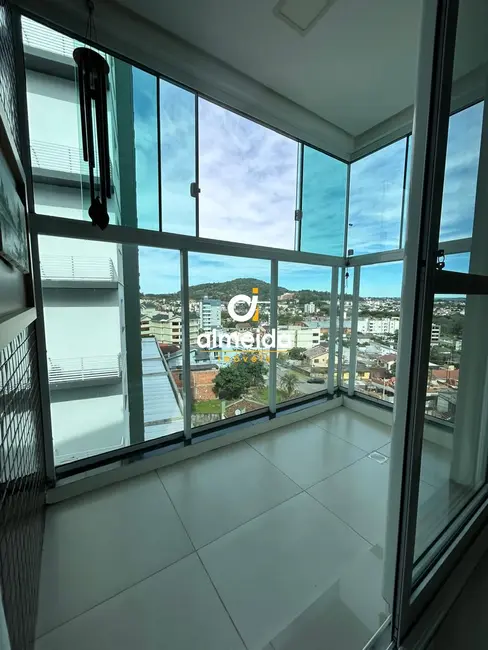 Foto 9 de Apartamento com 2 quartos à venda, 91m2 em Nossa Senhora de Lourdes, Santa Maria - RS