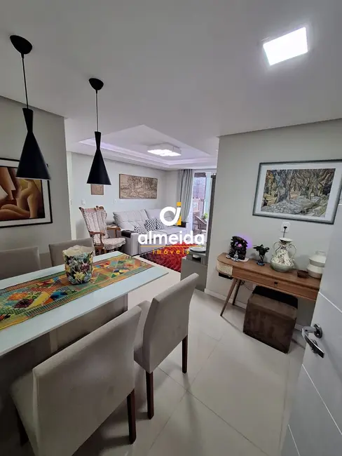 Foto 5 de Apartamento com 2 quartos à venda, 91m2 em Nossa Senhora de Lourdes, Santa Maria - RS