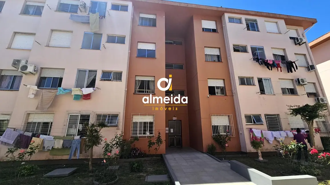 Foto 4 de Apartamento com 3 quartos à venda, 66m2 em Nonoai, Santa Maria - RS