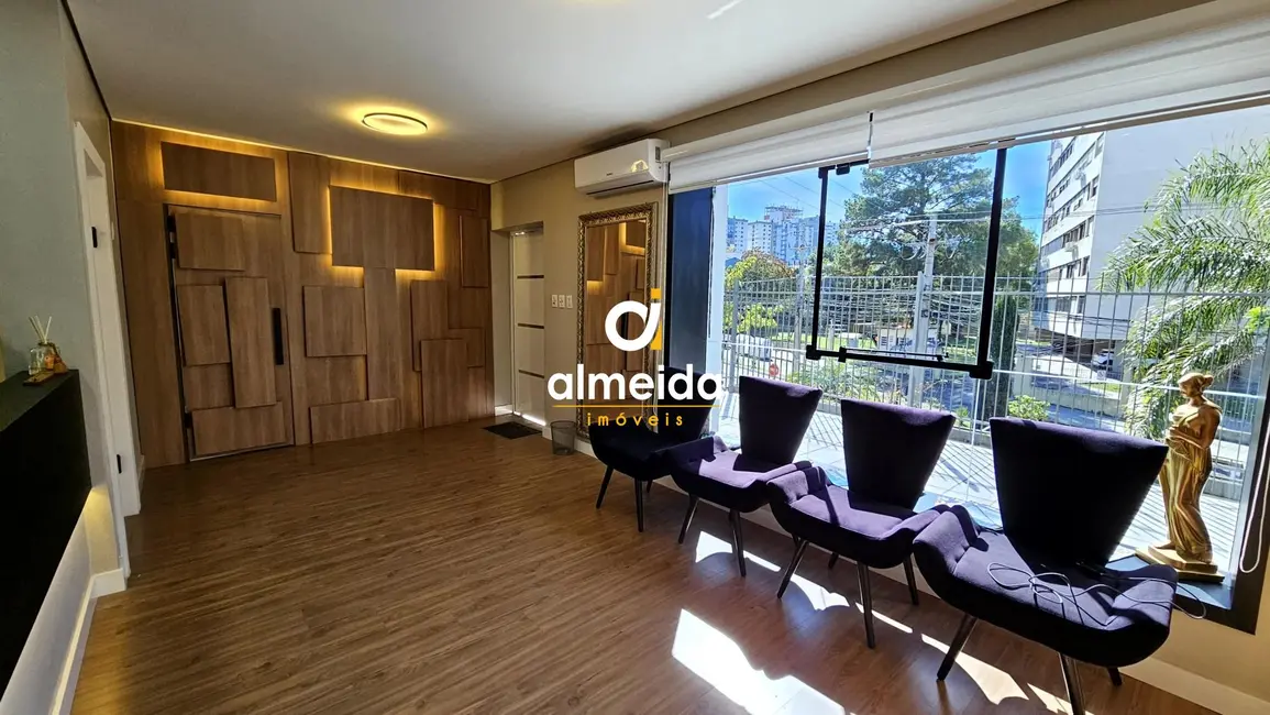 Sala Comercial com 9 quartos para alugar, 234m2 em Nossa Senhora de Lourdes, Santa Maria - RS - imagem 6 Foto 6 de Sala Comercial com 9 quartos para alugar, 234m2 em Nossa Senhora de Lourdes, Santa Maria - RS