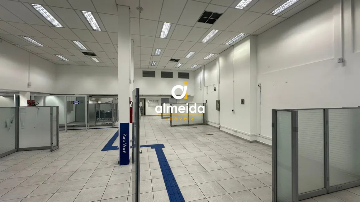 Foto 9 de Sala Comercial com 1 quarto para alugar, 755m2 em Centro, Santa Maria - RS