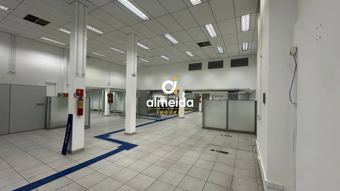 Foto 7 de Sala Comercial com 1 quarto para alugar, 755m2 em Centro, Santa Maria - RS