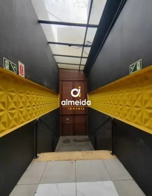 Sala Comercial com 1 quarto para alugar, 377m2 em Bonfim, Santa Maria - RS - imagem 2 Foto 2 de Sala Comercial com 1 quarto para alugar, 377m2 em Bonfim, Santa Maria - RS