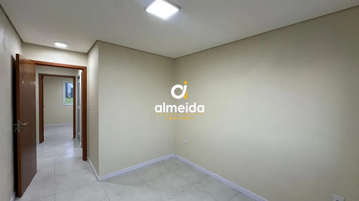 Casa com 2 quartos à venda, 50m2 em Tomazetti, Santa Maria - RS - imagem 5 Foto 5 de Casa com 2 quartos à venda, 50m2 em Tomazetti, Santa Maria - RS