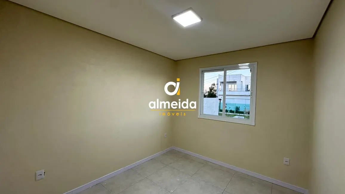 Casa com 2 quartos à venda, 50m2 em Tomazetti, Santa Maria - RS - imagem 8 Foto 8 de Casa com 2 quartos à venda, 50m2 em Tomazetti, Santa Maria - RS