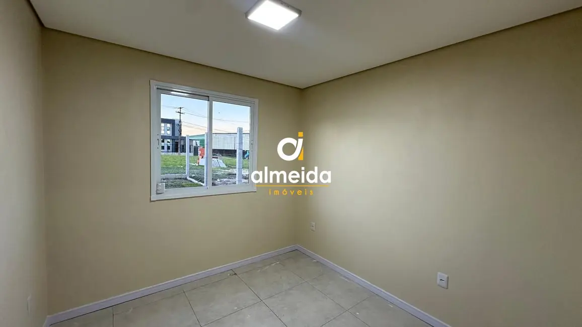 Casa com 2 quartos à venda, 50m2 em Tomazetti, Santa Maria - RS - imagem 6 Foto 6 de Casa com 2 quartos à venda, 50m2 em Tomazetti, Santa Maria - RS