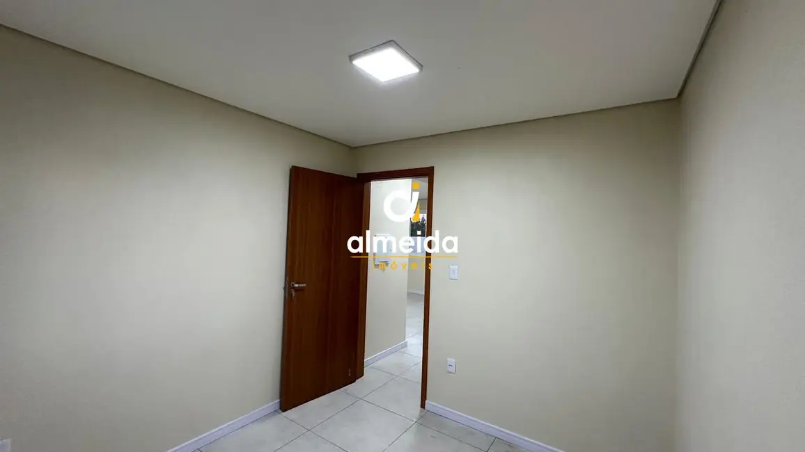 Casa com 2 quartos à venda, 50m2 em Tomazetti, Santa Maria - RS - imagem 9 Foto 9 de Casa com 2 quartos à venda, 50m2 em Tomazetti, Santa Maria - RS