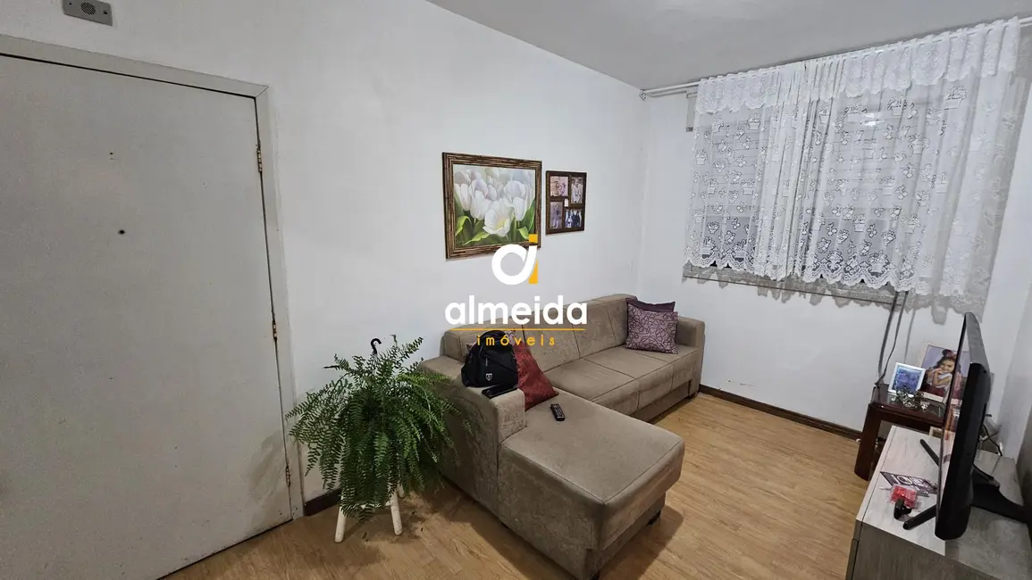 Foto 4 de Apartamento com 3 quartos à venda, 61m2 em Nossa Senhora de Lourdes, Santa Maria - RS