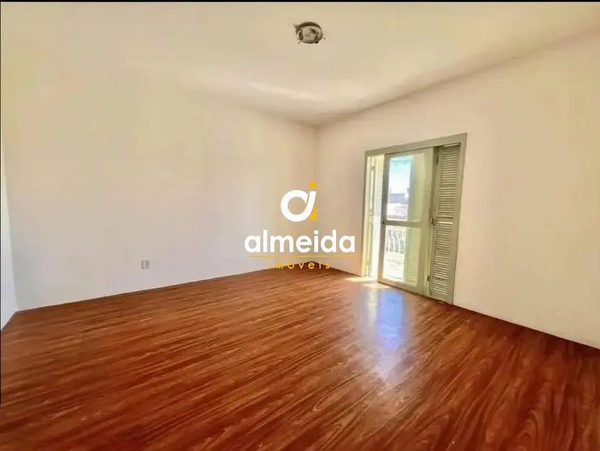 Foto 3 de Apartamento com 3 quartos à venda, 170m2 em Camobi, Santa Maria - RS