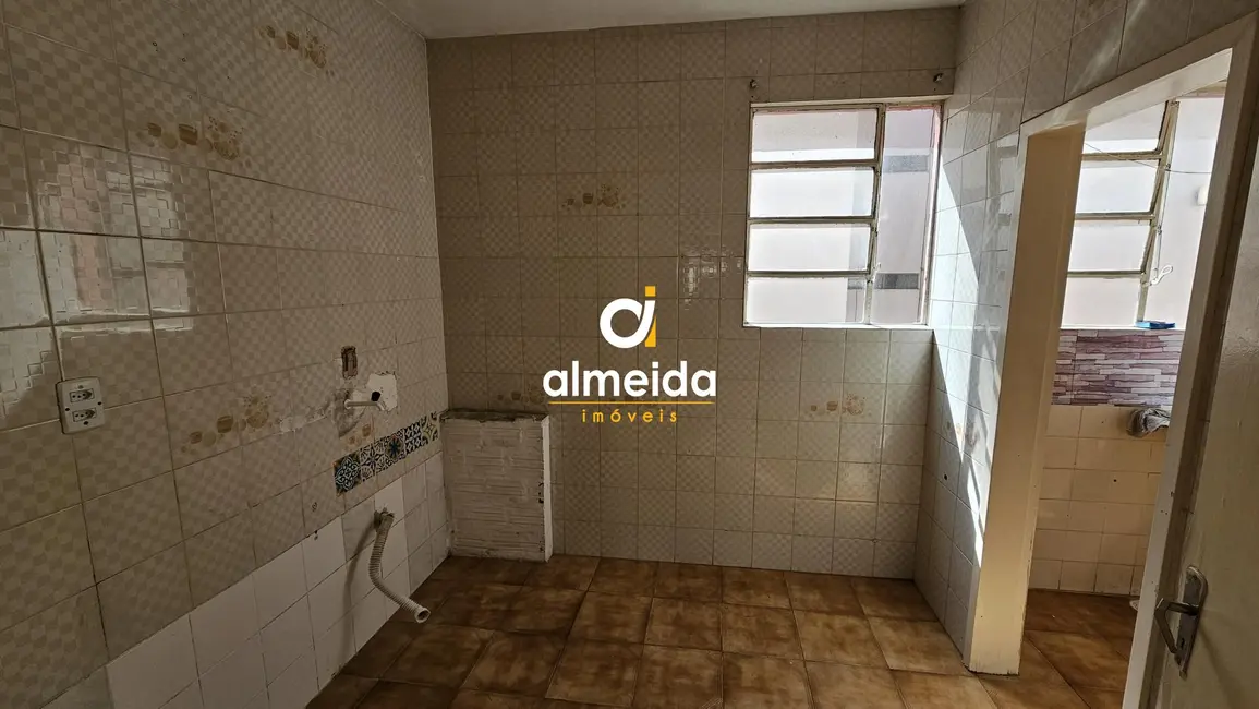 Foto 9 de Apartamento com 2 quartos à venda, 48m2 em Nossa Senhora de Lourdes, Santa Maria - RS