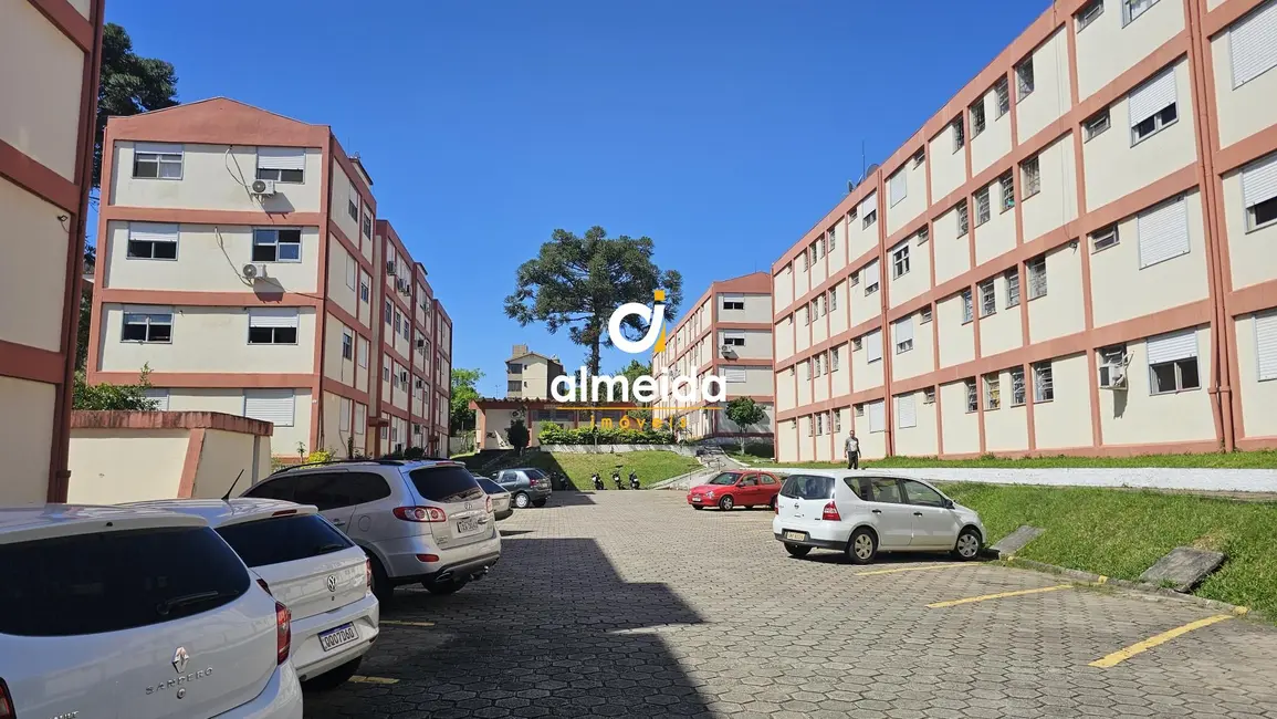 Foto 2 de Apartamento com 2 quartos à venda, 48m2 em Nossa Senhora de Lourdes, Santa Maria - RS