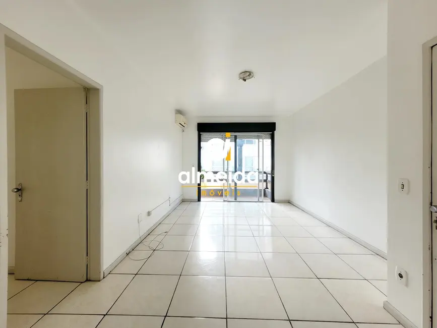 Apartamento com 3 quartos à venda, 107m2 em Centro, Santa Maria - RS - imagem 2 Foto 2 de Apartamento com 3 quartos à venda, 107m2 em Centro, Santa Maria - RS