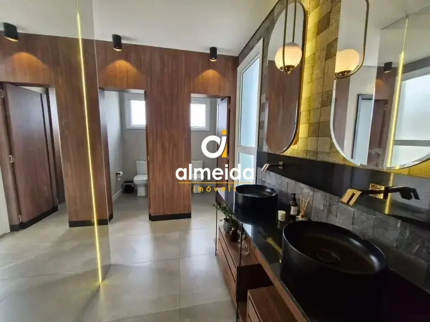 Foto 5 de Casa de Condomínio com 4 quartos à venda, 362m2 em São José, Santa Maria - RS