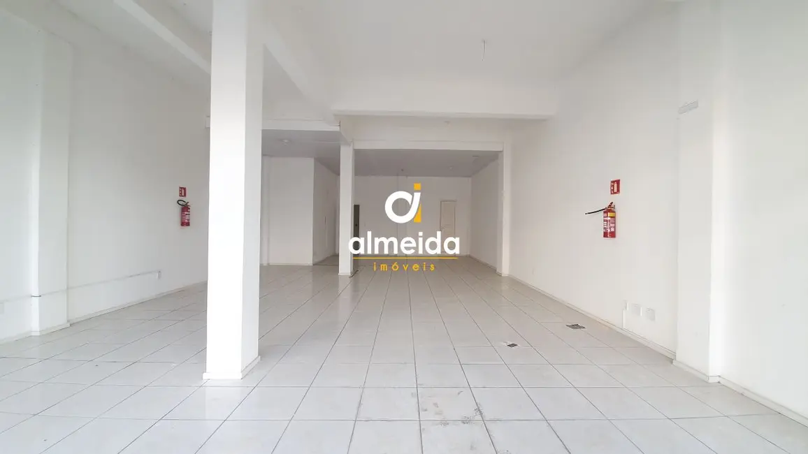 Foto 2 de Sala Comercial com 1 quarto para alugar, 125m2 em Centro, Santa Maria - RS