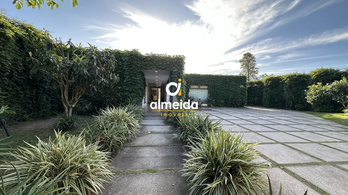 Foto 1 de Casa com 4 quartos à venda, 540m2 em São José, Santa Maria - RS