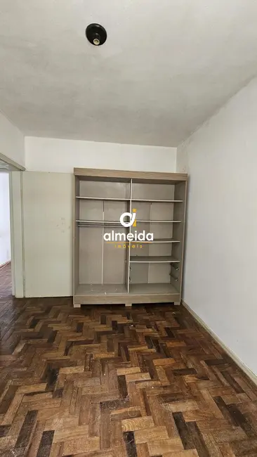 Apartamento com 2 quartos à venda, 48m2 em Nossa Senhora de Lourdes, Santa Maria - RS - imagem 9 Foto 9 de Apartamento com 2 quartos à venda, 48m2 em Nossa Senhora de Lourdes, Santa Maria - RS