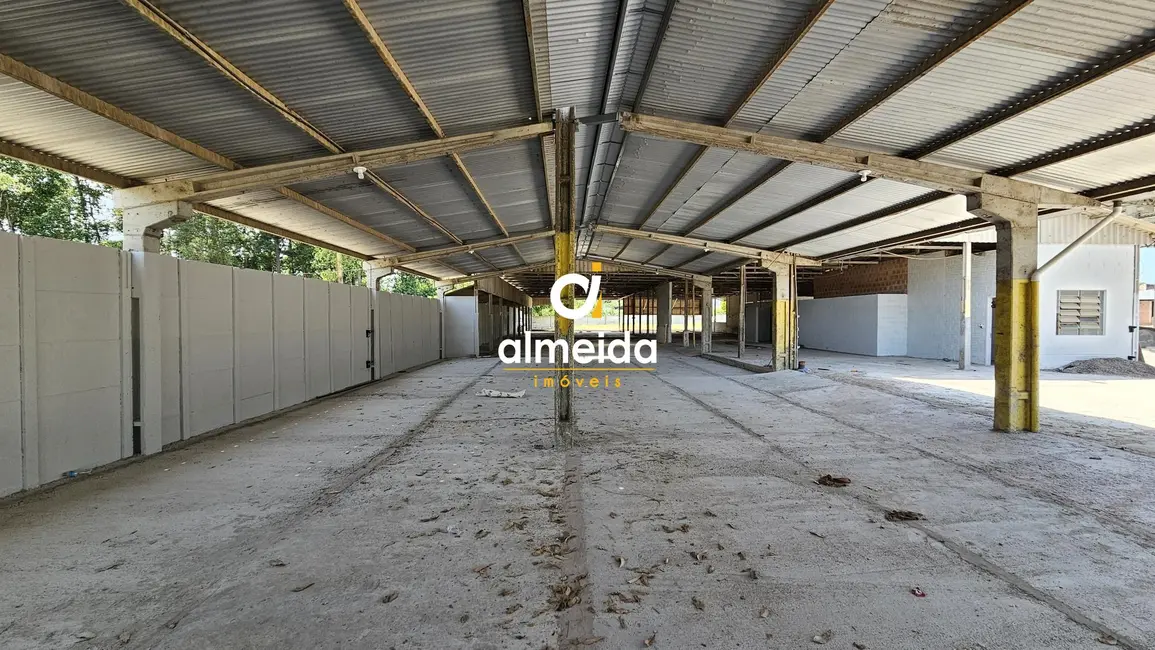 Foto 8 de Armazém / Galpão com 4 quartos para alugar, 3667m2 em Nossa Senhora Medianeira, Santa Maria - RS