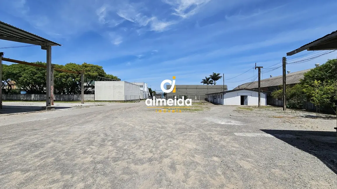 Foto 4 de Armazém / Galpão com 4 quartos para alugar, 3667m2 em Nossa Senhora Medianeira, Santa Maria - RS