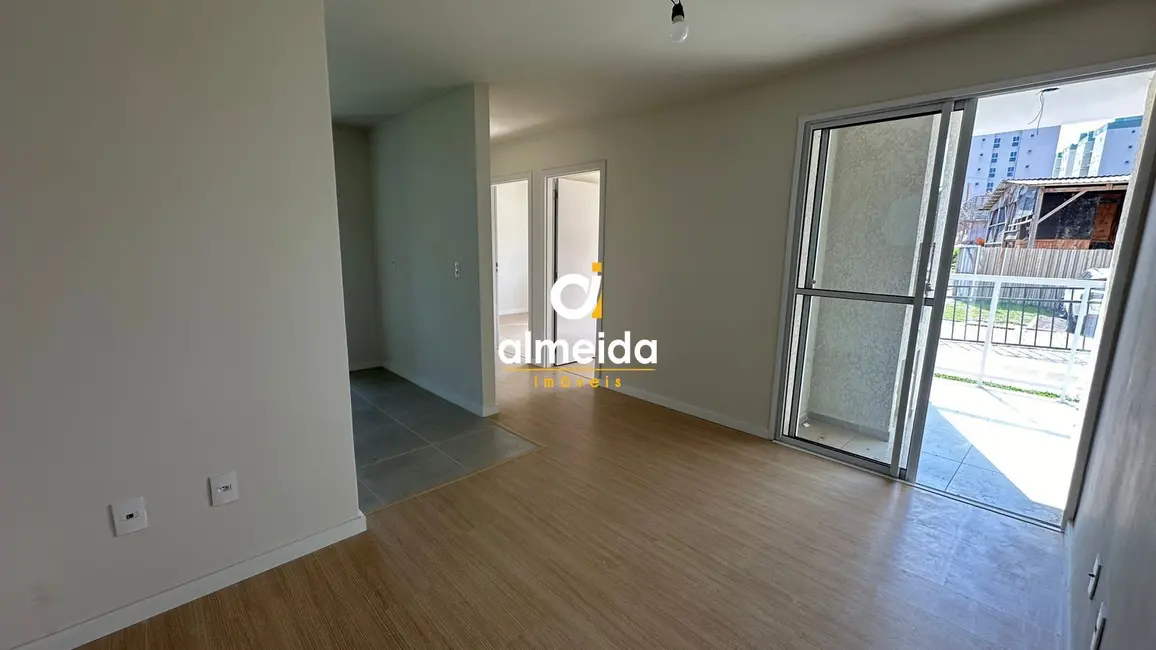 Apartamento com 2 quartos à venda, 52m2 em Camobi, Santa Maria - RS - imagem 4 Foto 4 de Apartamento com 2 quartos à venda, 52m2 em Camobi, Santa Maria - RS