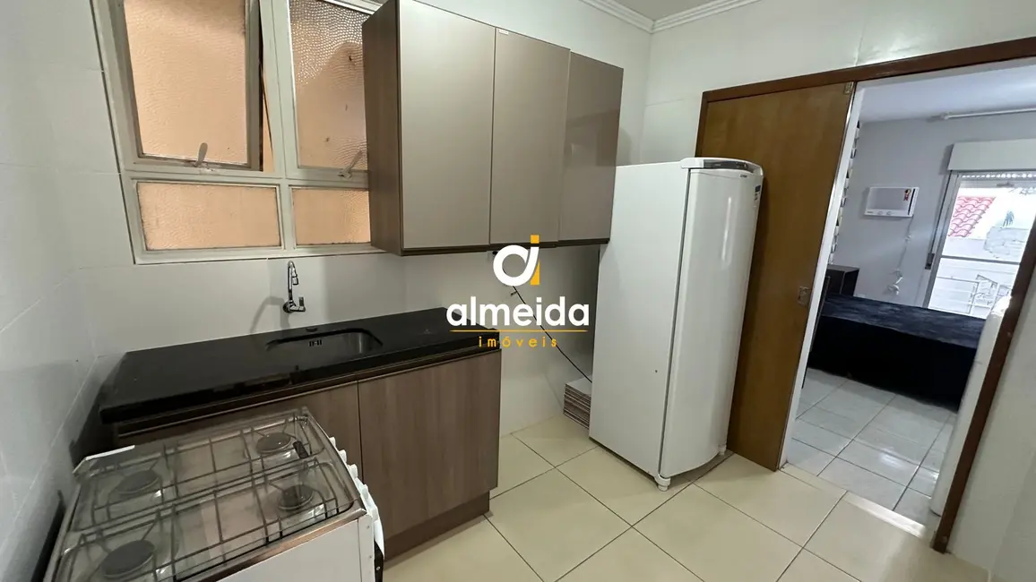 Foto 7 de Kitnet à venda, 32m2 em Menino Jesus, Santa Maria - RS