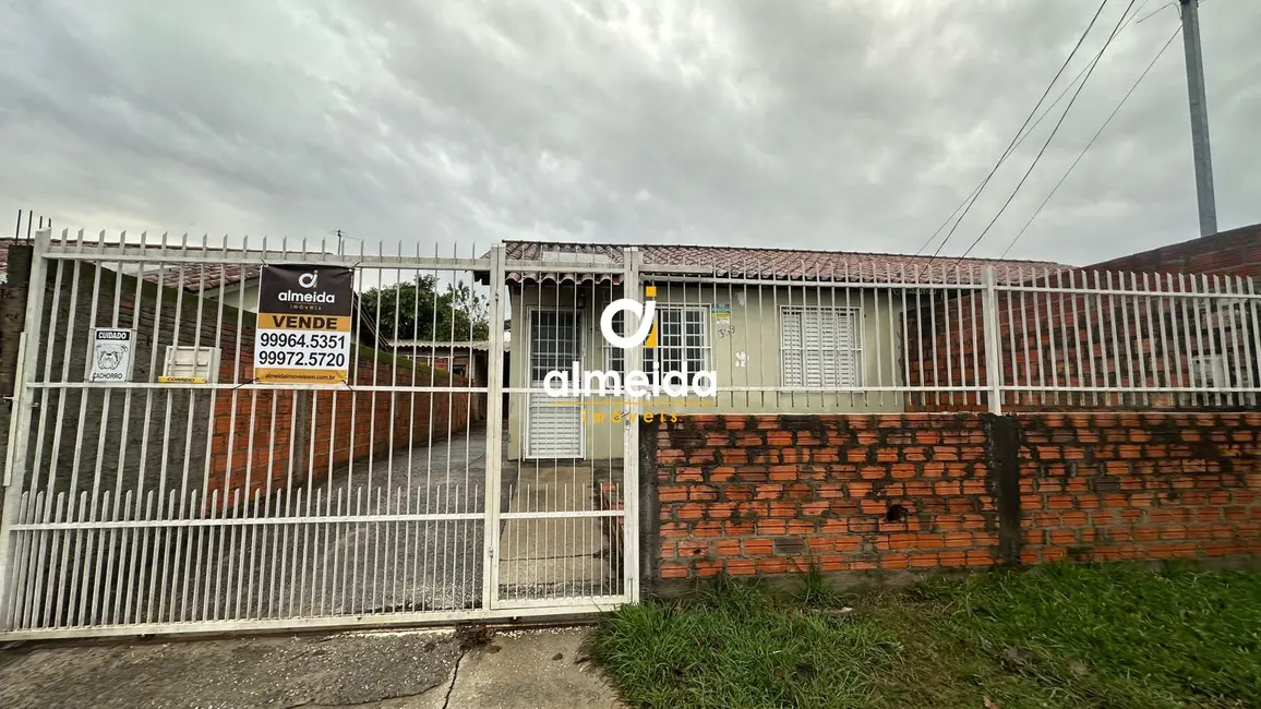 Foto 1 de Casa com 2 quartos à venda, 68m2 em Diácono João Luiz Pozzobon, Santa Maria - RS