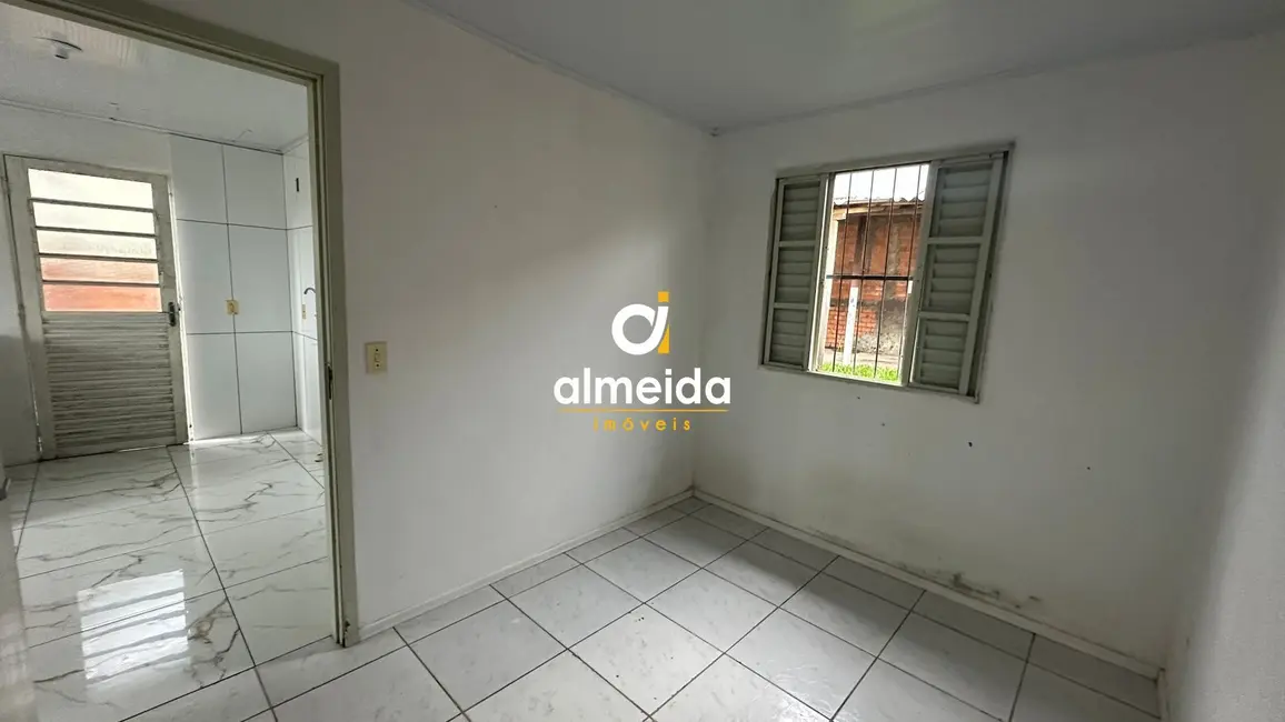 Foto 8 de Casa com 2 quartos à venda, 68m2 em Diácono João Luiz Pozzobon, Santa Maria - RS