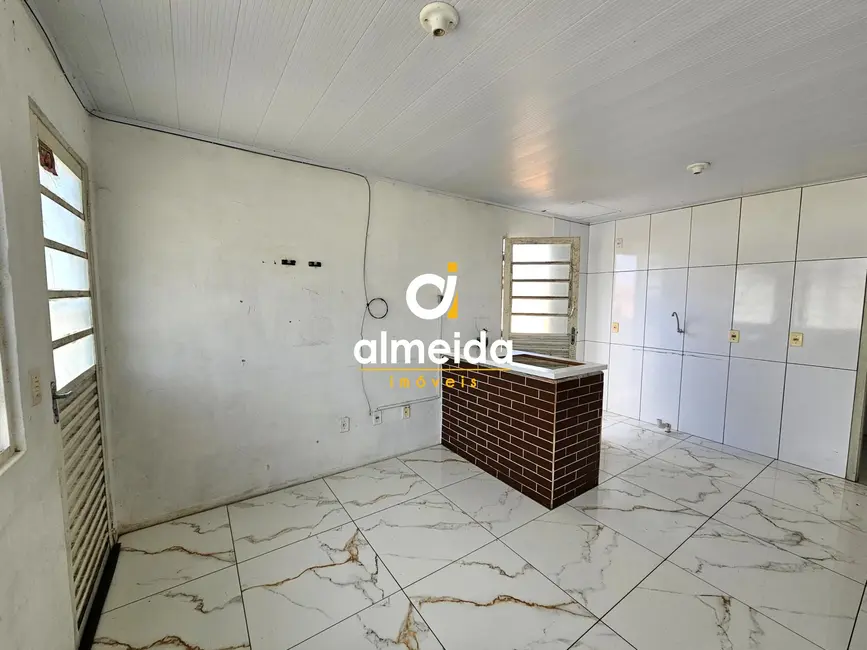 Foto 3 de Casa com 2 quartos à venda, 68m2 em Diácono João Luiz Pozzobon, Santa Maria - RS