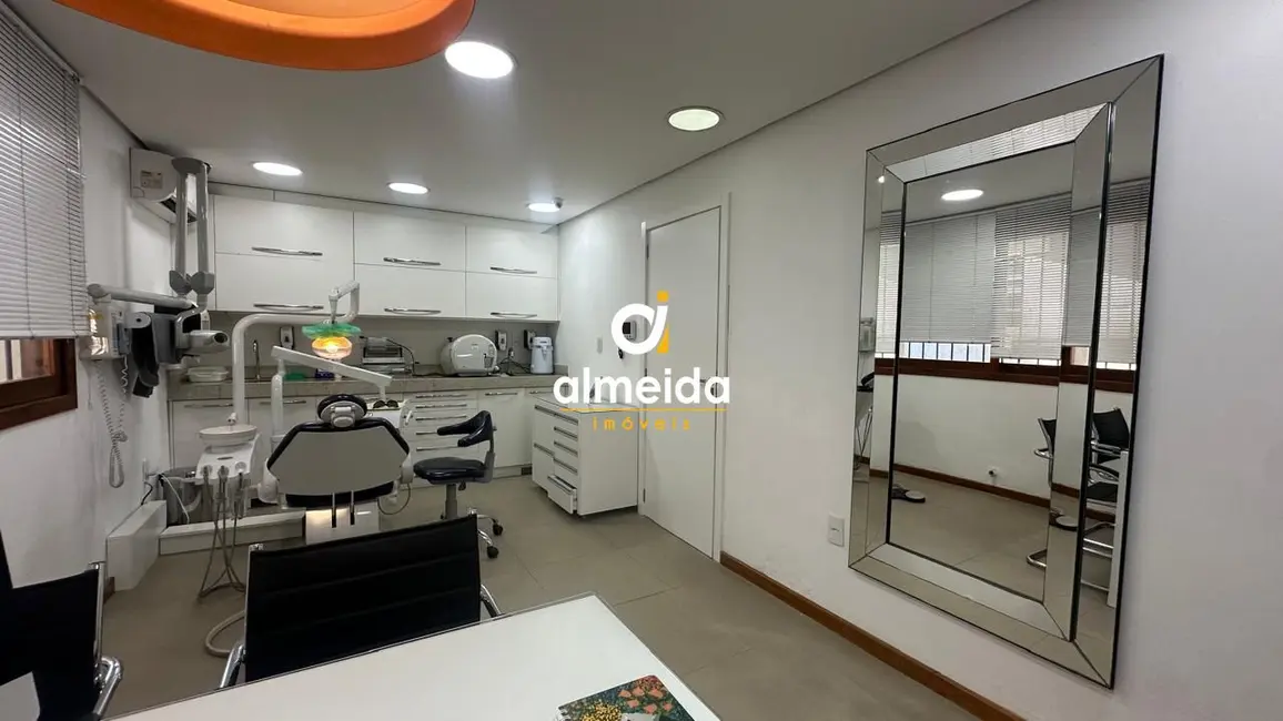 Sala Comercial com 2 quartos para alugar, 80m2 em Nossa Senhora de Fátima, Santa Maria - RS - imagem 4 Foto 4 de Sala Comercial com 2 quartos para alugar, 80m2 em Nossa Senhora de Fátima, Santa Maria - RS